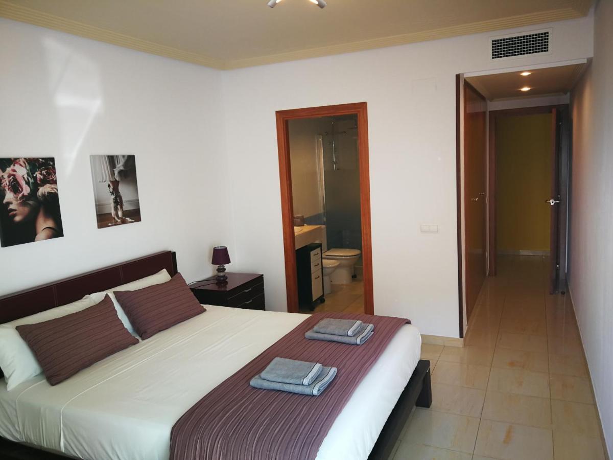 8Beds Vila-Seca Ngoại thất bức ảnh