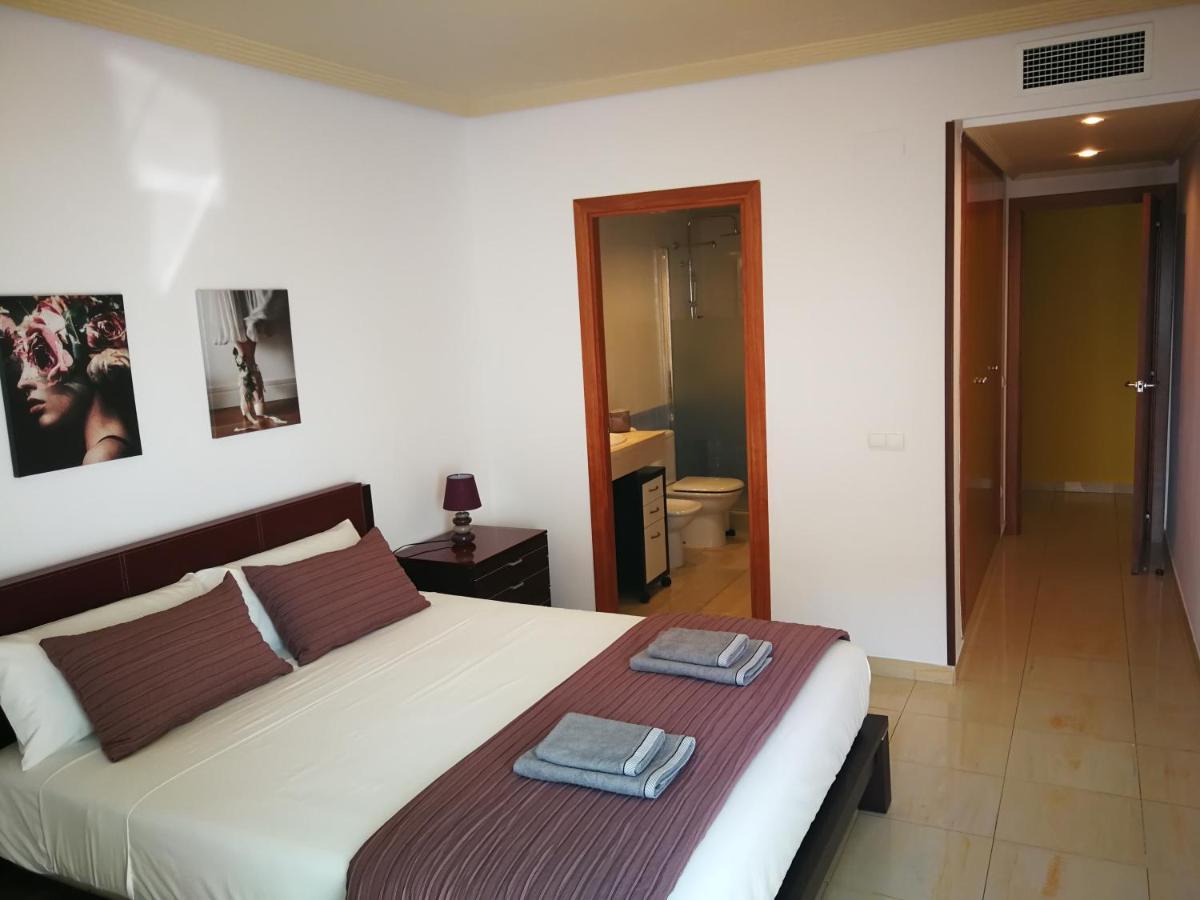 8Beds Vila-Seca Ngoại thất bức ảnh